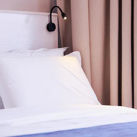 Hotel Apollon Sarandë Esterno foto
