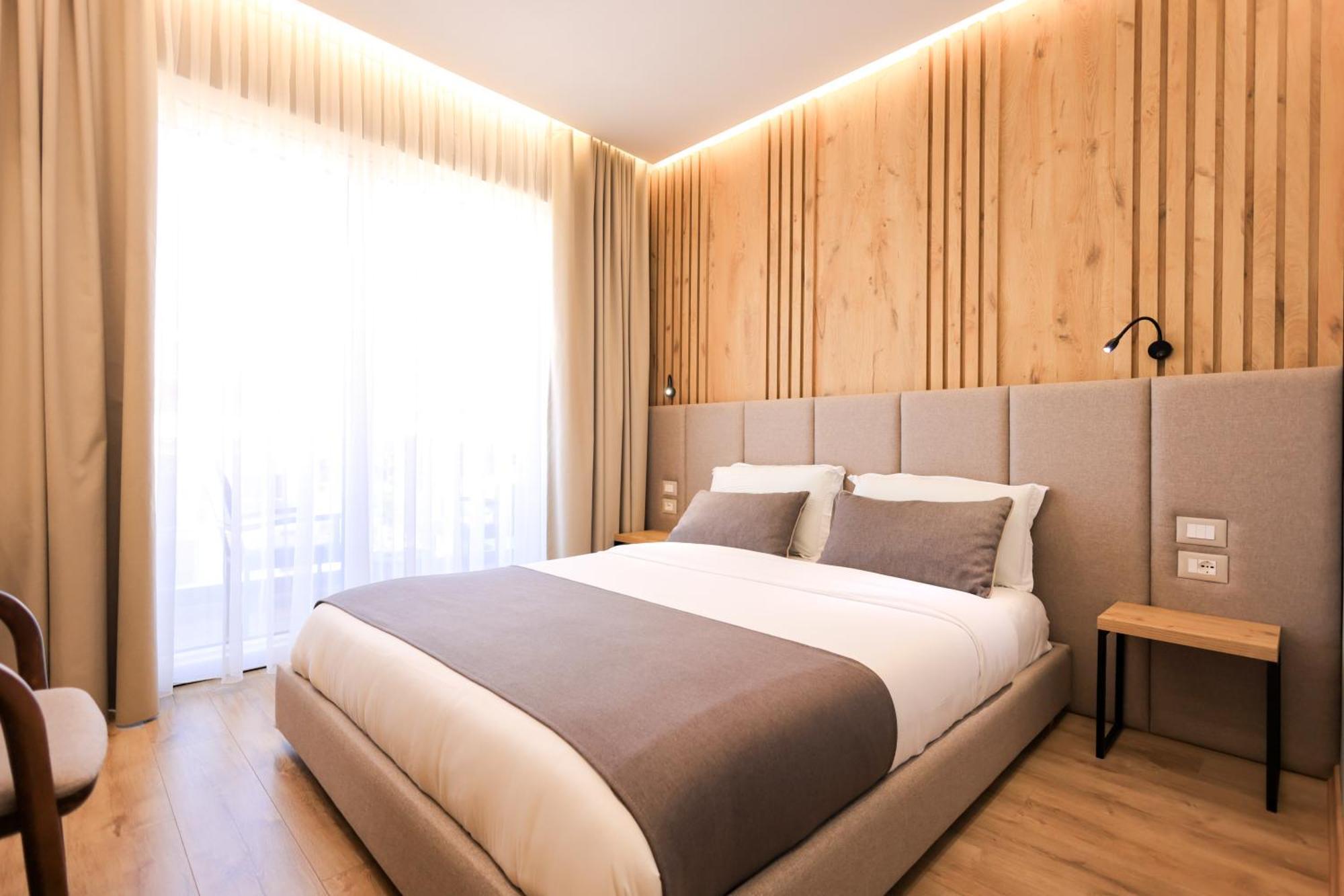 Apollon Hotel